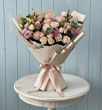 Букет цветов из:  Розы и Лизиантусы в Садовом Ставропольского края