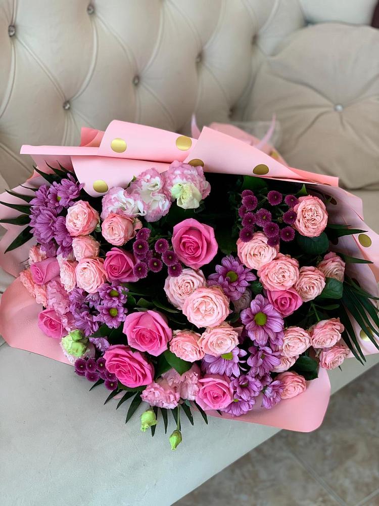 Букет цветов из: Хризантемы, Розы и Лизиантусы в Садовом Ставропольского края