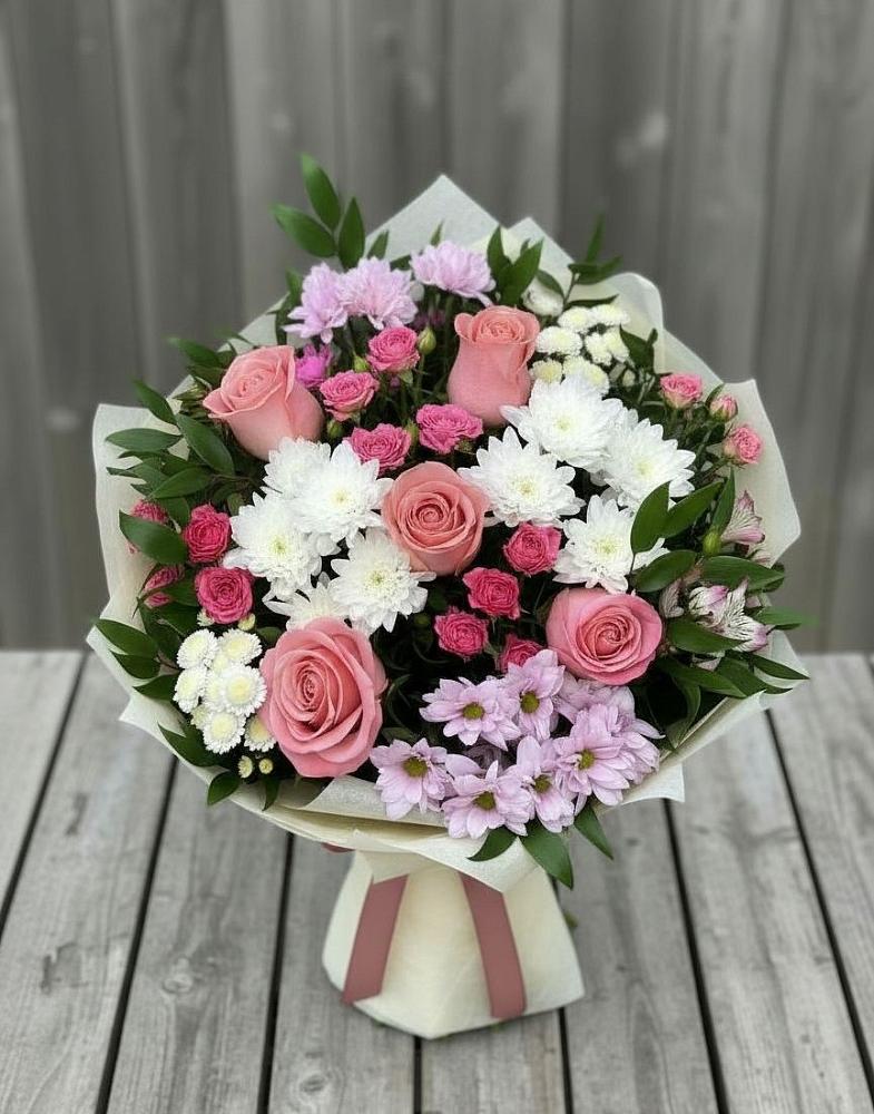 Букет цветов из: Альстромерии, Гвоздики, Розы и Хризантемы в Садовом Ставропольского края