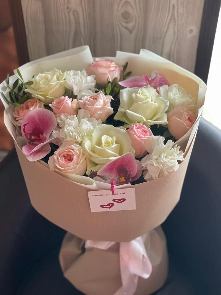 Букет цветов из: Орхидеи, Розы и Гвоздики в Садовом Ставропольского края