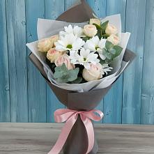 Букет цветов из:  Хризантемы и Розы в Садовом Ставропольского края