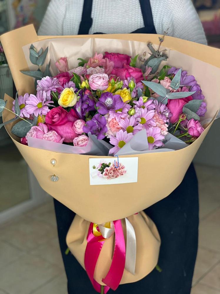 Букет цветов из: Хризантемы, Гвоздики и Альстромерии в Садовом Ставропольского края