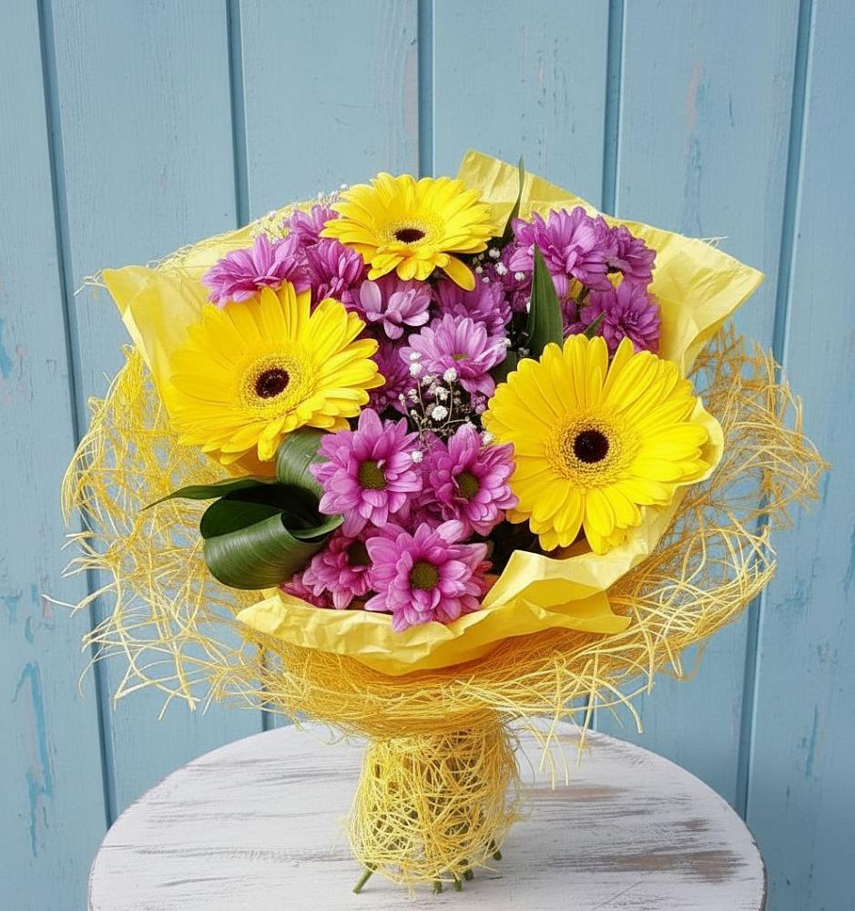 Букет цветов из: Хризантемы и Герберы в Садовом Ставропольского края