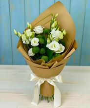 Букет цветов из:  Хризантемы и Лизиантусы в Садовом Ставропольского края