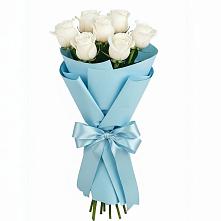 Букет 7 белых роз Проуд в Садовом Ставропольского края