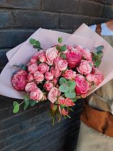 Букет цветов из:  Розы #REPLACE_PRED# Садовом Ставропольского края