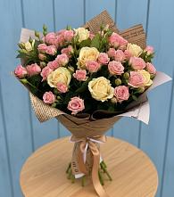 Букет цветов из:  Розы #REPLACE_PRED# Садовом Ставропольского края