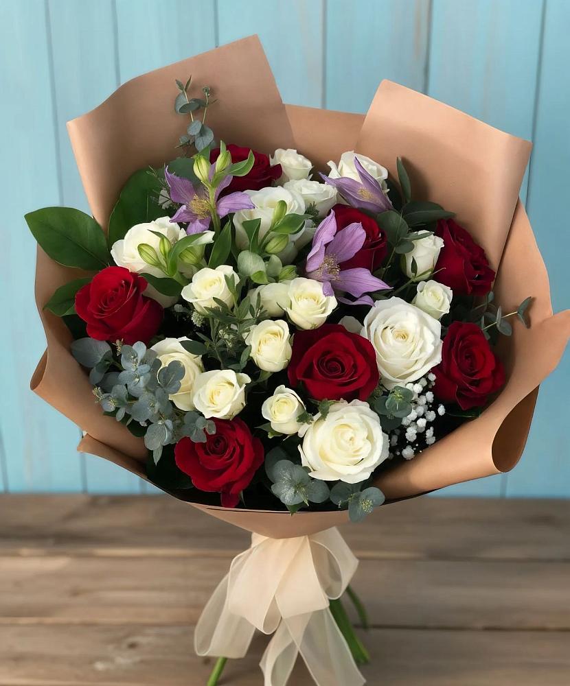 Букет цветов из: Розы и Альстромерии в Садовом Ставропольского края