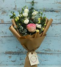 Букет цветов из:  Розы и Лизиантусы в Садовом Ставропольского края