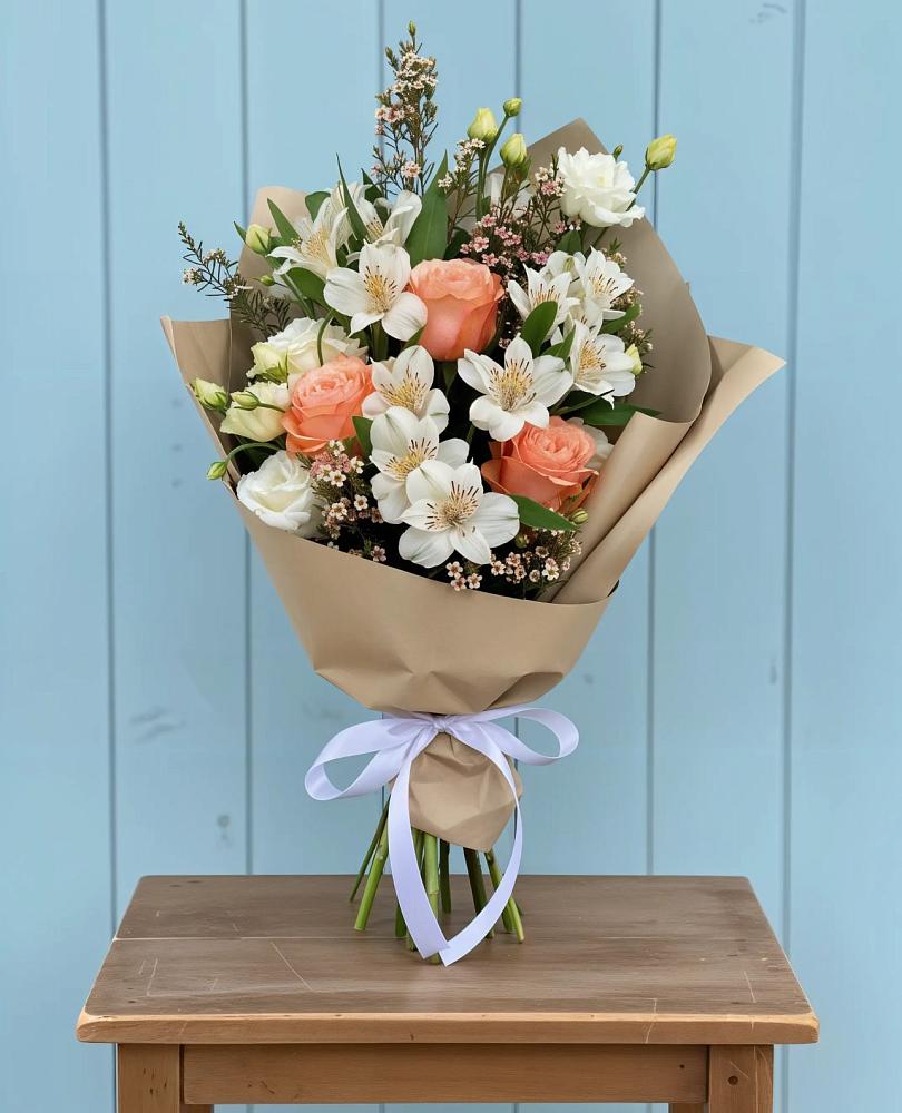 Букет цветов из: Альстромерии, Лизиантусы, Розы и Хризантемы в Садовом Ставропольского края